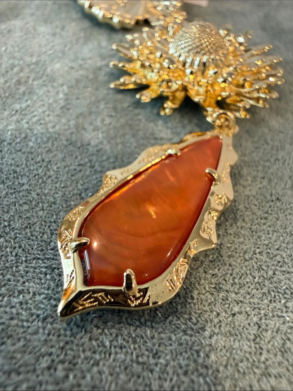 Kendra Scott | Gold Butterfly Sunflower Bag Charm/Keychain with Amber Drop